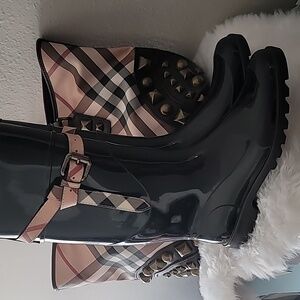 🖤🤎Elegant Burberry Kenyon Nova Belt Rain Boots Sz11🤎🖤